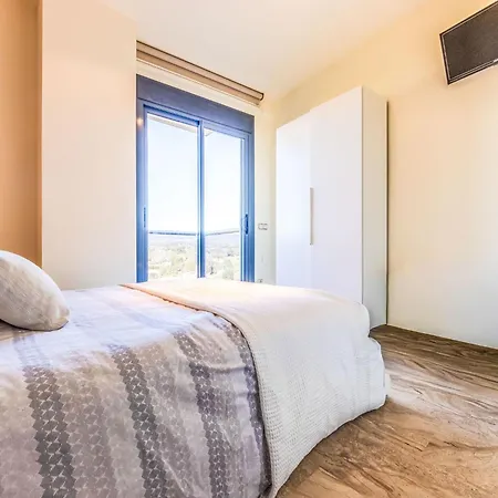 Justina By Interhome L'Ampolla